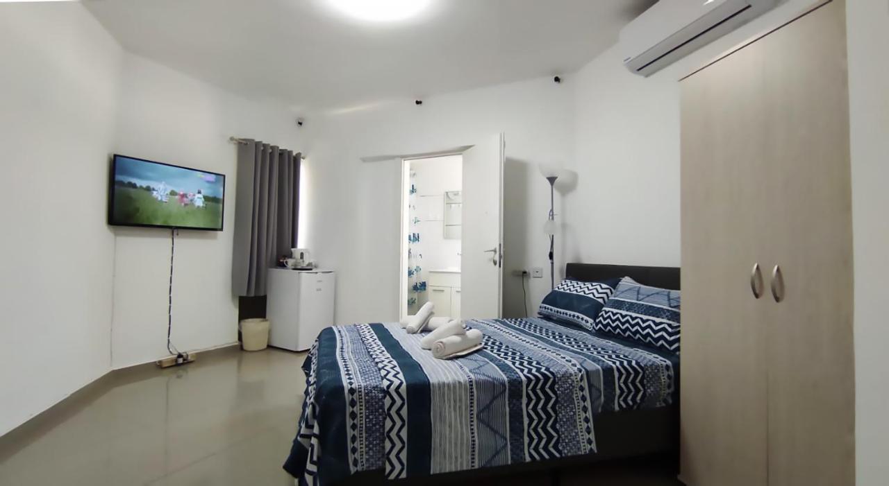Guest House "Villa Klara Eilat" Heated Pool And Sauna All Year Round Eksteriør billede